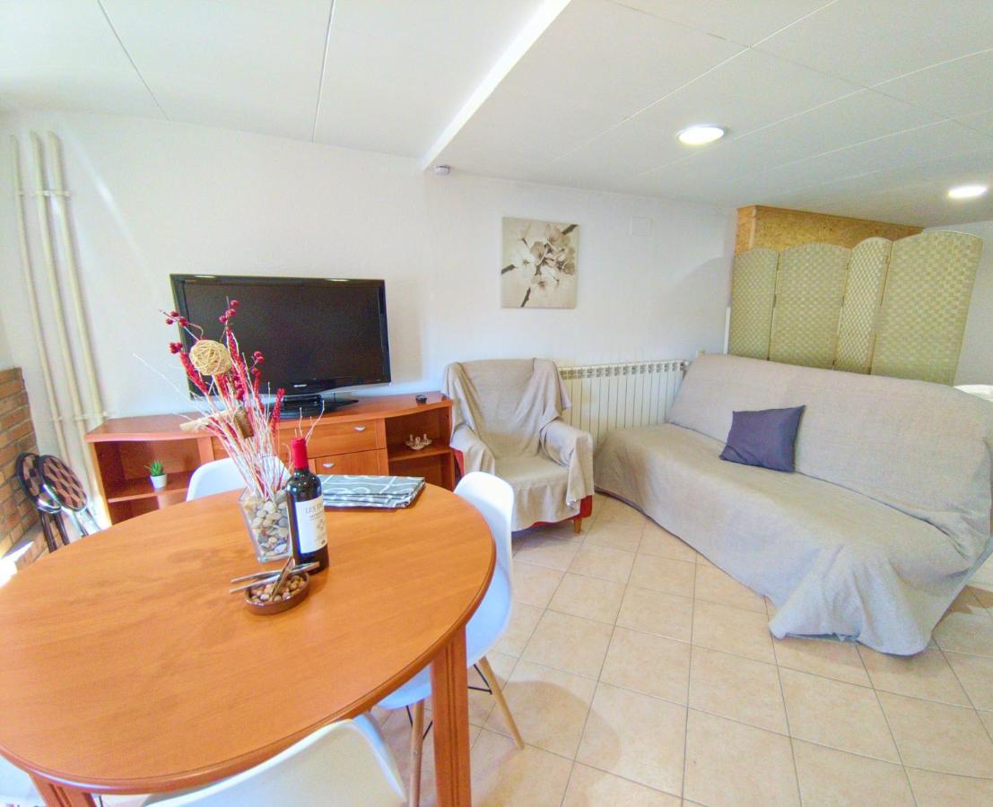 קורנודלה Apartament Macabeu Cim Apartaments מראה חיצוני תמונה