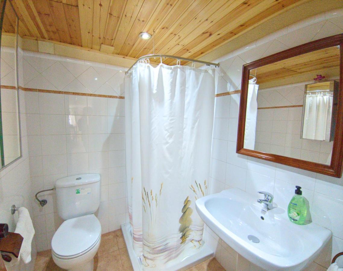 קורנודלה Apartament Macabeu Cim Apartaments מראה חיצוני תמונה