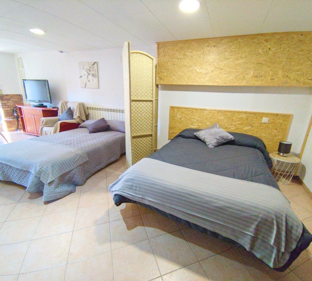 קורנודלה Apartament Macabeu Cim Apartaments מראה חיצוני תמונה